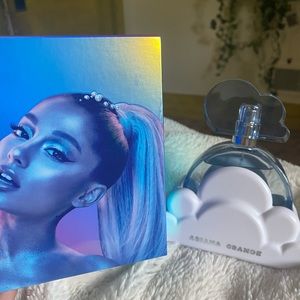 Ariana Grande cloud perfume 3.4 oz